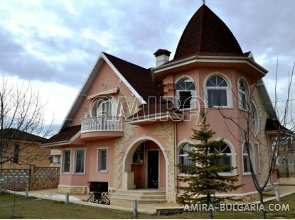 Luxury house in Varna Vinitsa 1