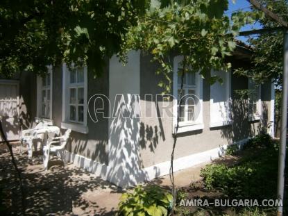 Bulgarian house 40km from the beach