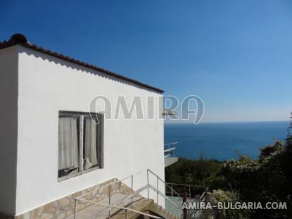Cheap sea view house 9