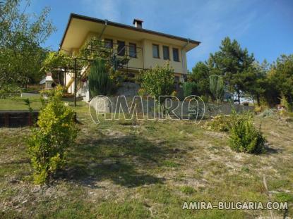 Sea view house with beautiful garden 4
