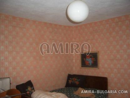 House with garage 48 km from the beach room room 5
