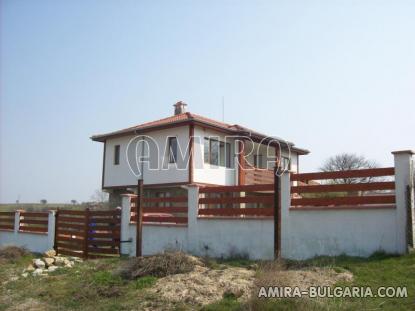 House near Varna 14km from the beach side 2