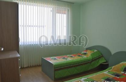New 3 bedroom house next to a lake bedroom 4