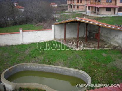 House in Bulgaria near a lake pool