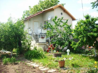 New 3 bedroom house in Byala front