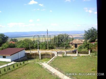 Furnished house 25 km from Varna garage