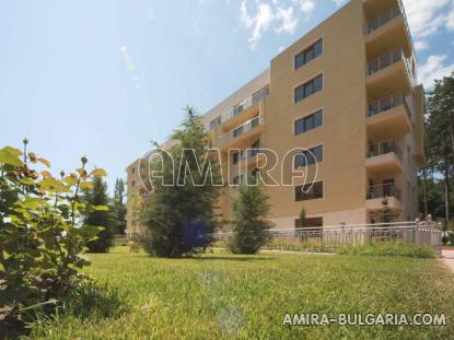 Apartments next to the Botanic Garden garden 2