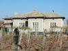 House with big plot 8km from the beach